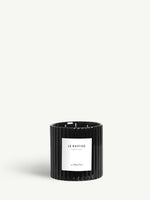 Bougie Le Raffiné grand format, pot cannelé en céramique noire