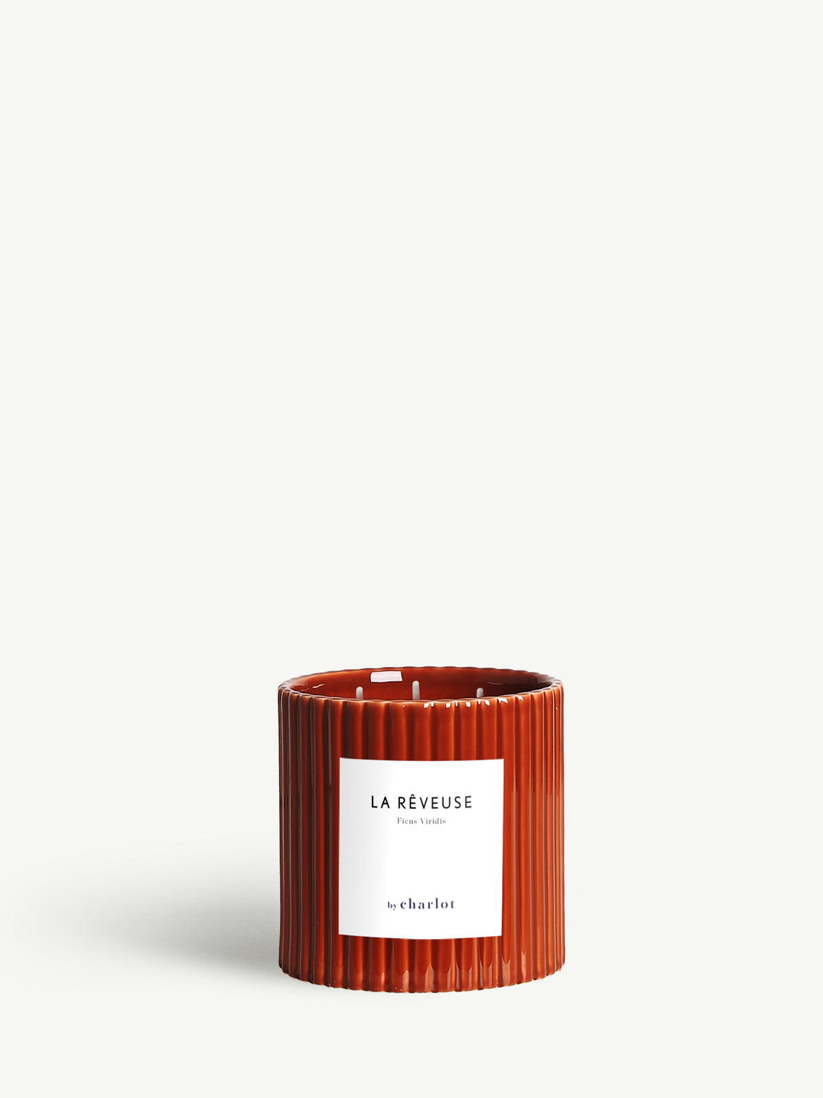 Bougie La Rêveuse grand format, pot cannelé en céramique terracotta