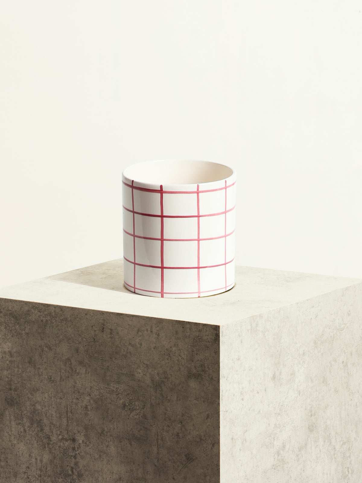 Chequered Ceramic Pot - Blackcurrant Sorbet - 14 cm